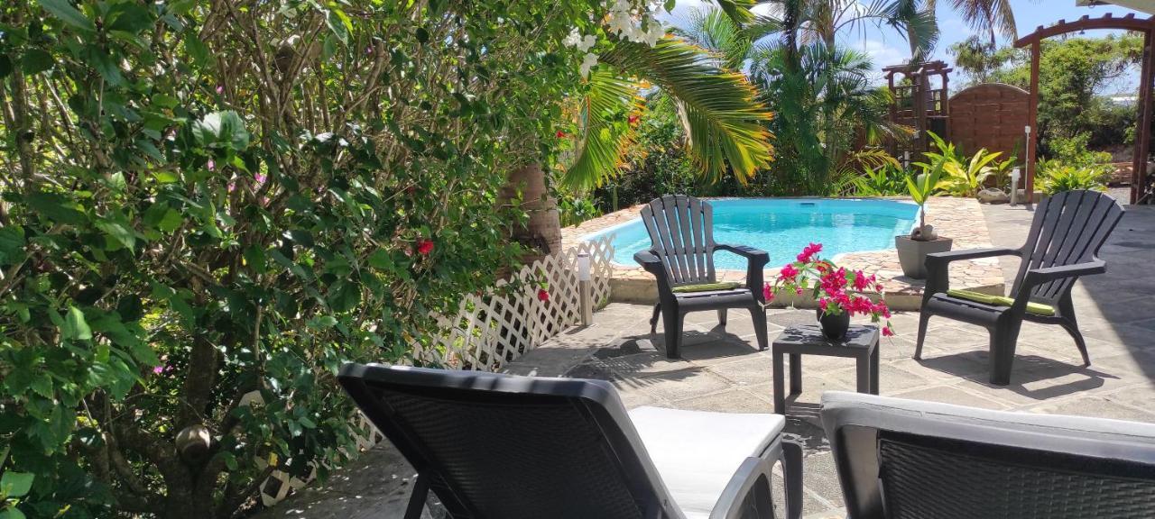 Bungalow Tout Confort Avec Piscine Partagee A 5 Mn De La Mer Saint-Francois  Ngoại thất bức ảnh